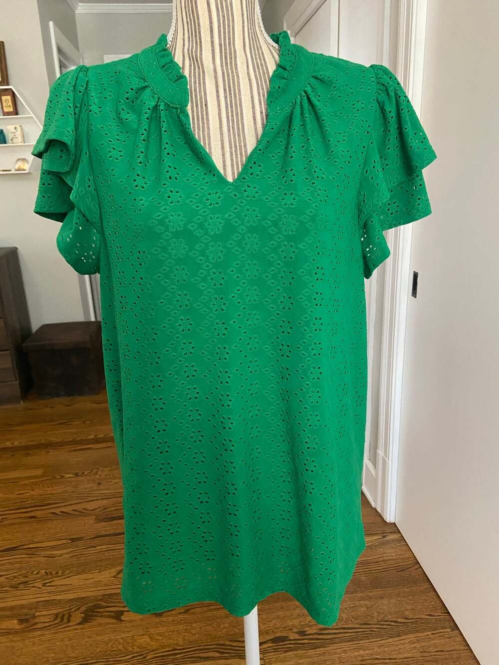 Crown & Ivy green eyelet detail flutter sleeve top
